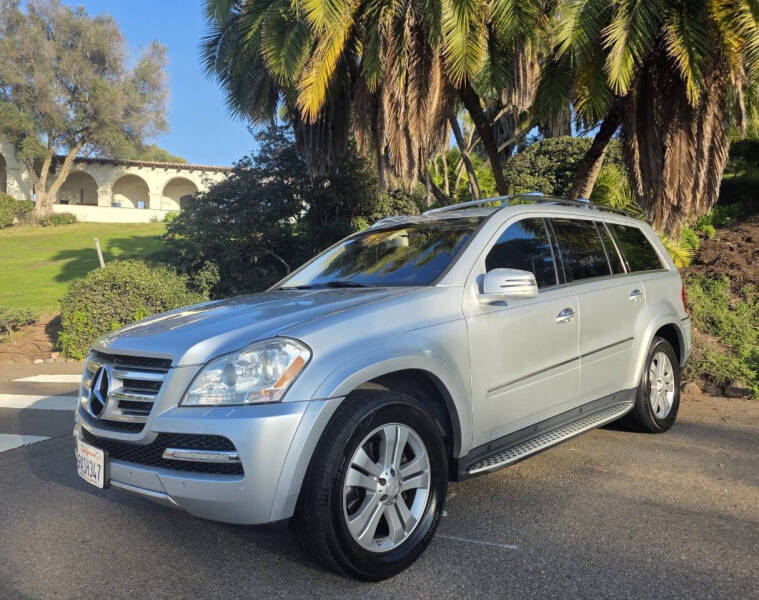 2011 Mercedes-Benz GL-Class GL 550 4MATIC