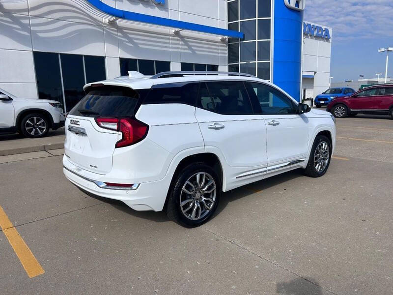 2024 GMC Terrain Denali
