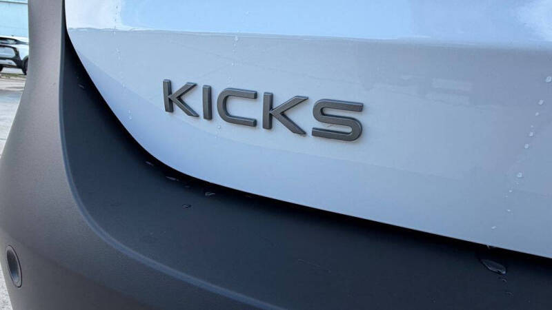 2026 Nissan Kicks S