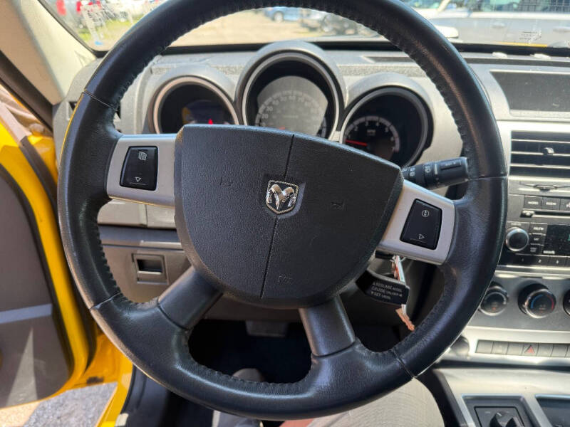 2011 Dodge Nitro Detonator