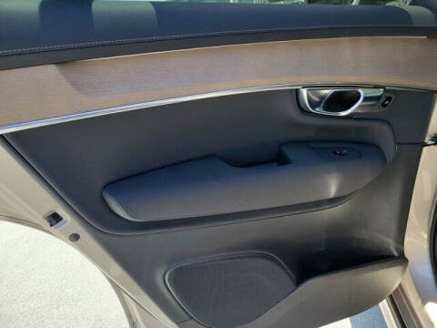 2026 Volvo XC90 B5 Plus 7P