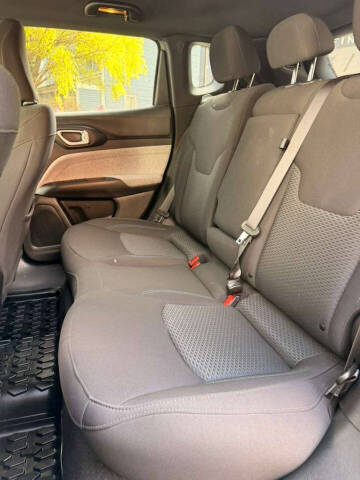 2023 Jeep Compass Sport