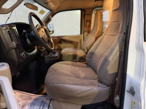 2016 Chevrolet Express 2500