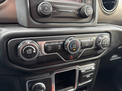 2020 Jeep Gladiator Sport