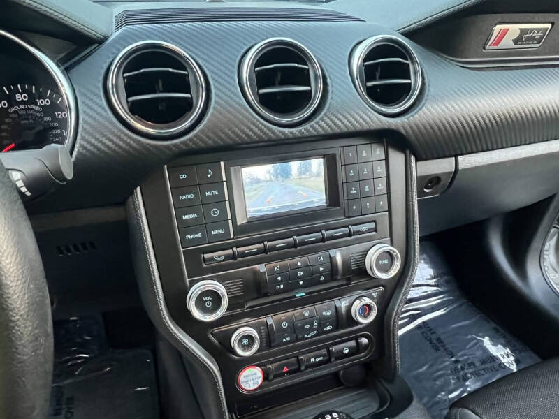 2015 Ford Mustang V6