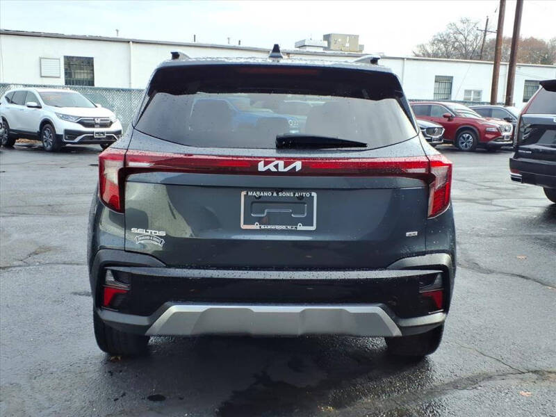 2024 Kia Seltos SX