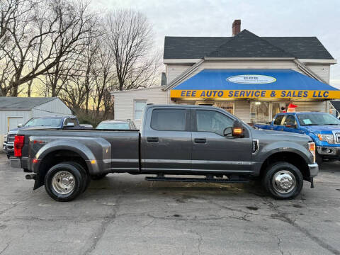 2020 Ford F-350 Super Duty for sale at EEE AUTO SERVICES AND SALES LLC - CINCINNATI in Cincinnati OH