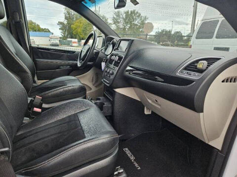2017 Dodge Grand Caravan SXT