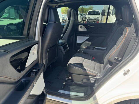 2025 Lincoln Aviator Black Label