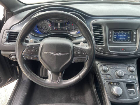 2015 Chrysler 200 S