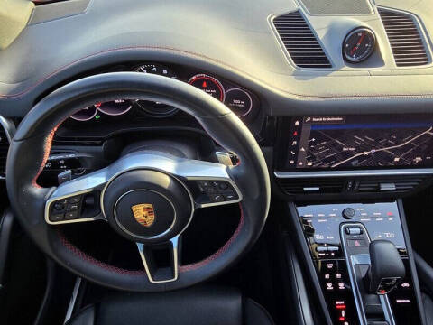 2022 Porsche Cayenne S