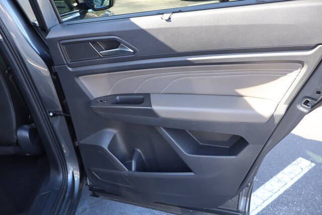 2023 Volkswagen Atlas V6 SE