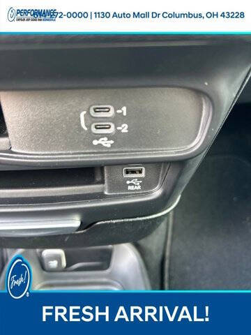 2026 Chrysler Pacifica Plug-In Hybrid Select