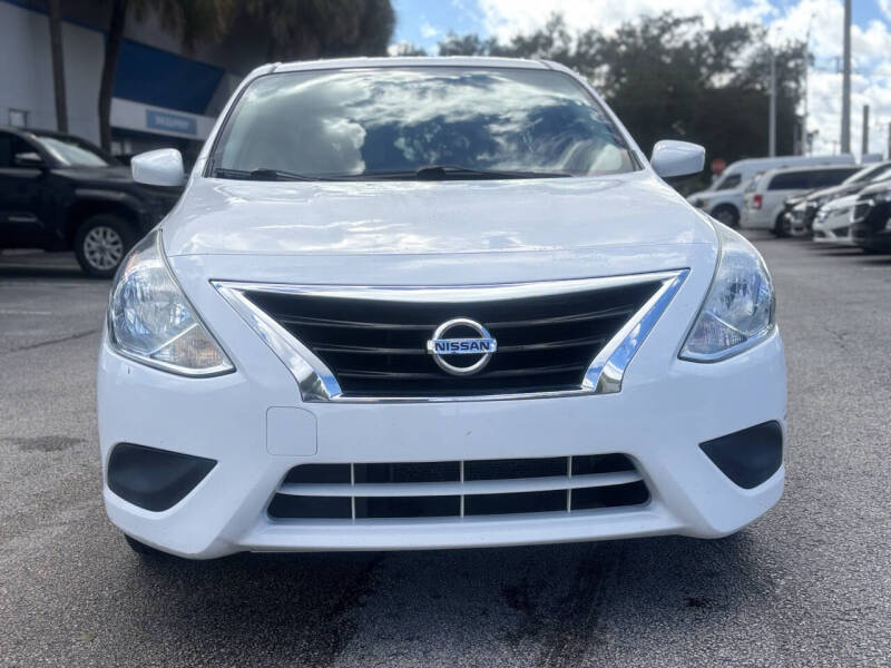 2017 Nissan Versa 1.6 SV