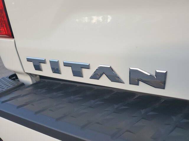2024 Nissan Titan SV