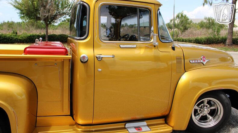 1956 Ford F-100