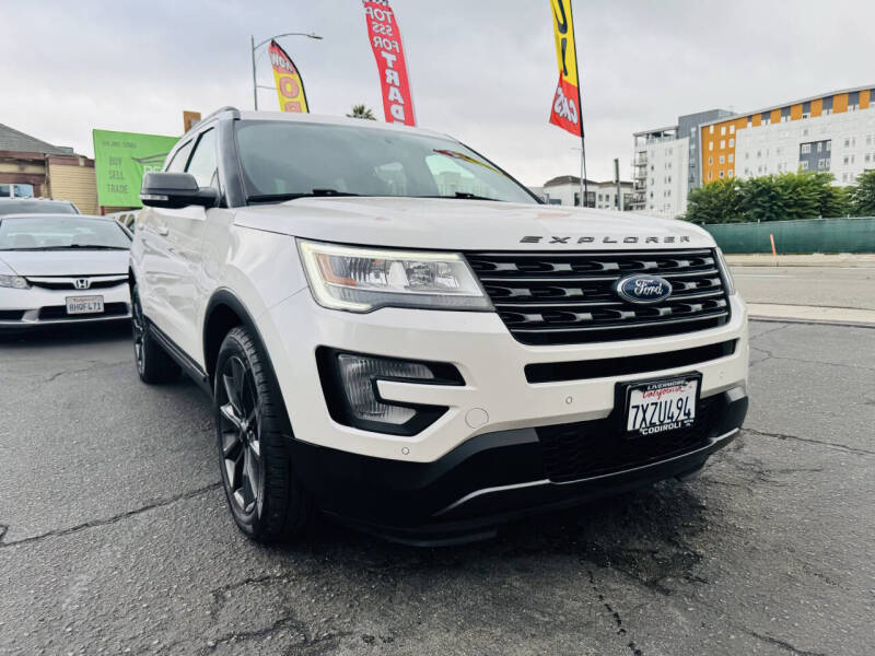 2017 Ford Explorer XLT