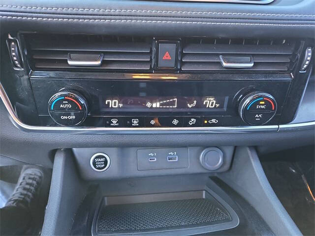 2022 Nissan Rogue SV