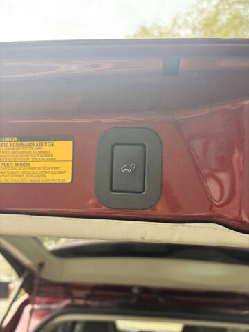 2014 Toyota Sienna XLE 7-Passenger Auto Access Seat