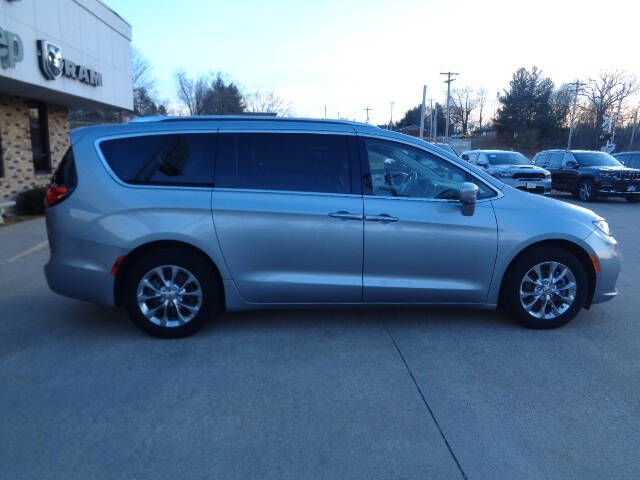 2021 Chrysler Pacifica Touring L