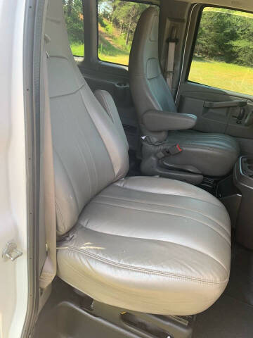 2017 Chevrolet Express LS 3500