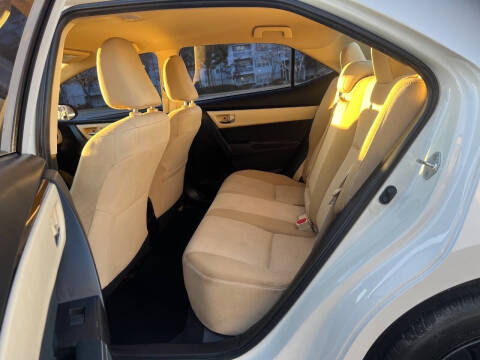 2018 Toyota Corolla LE