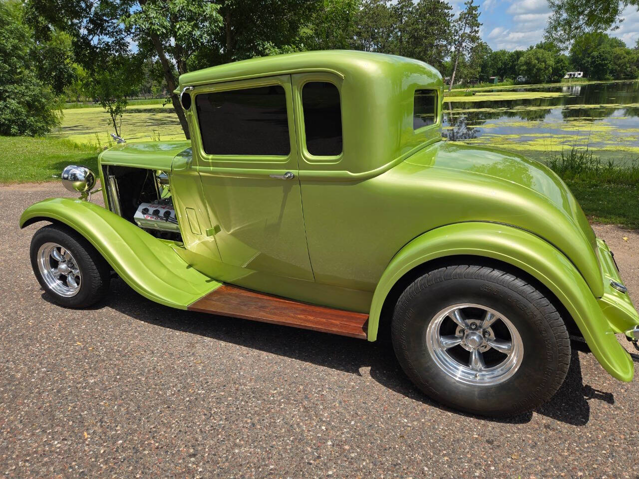 1930 Dodge 5-Window Coupe 117