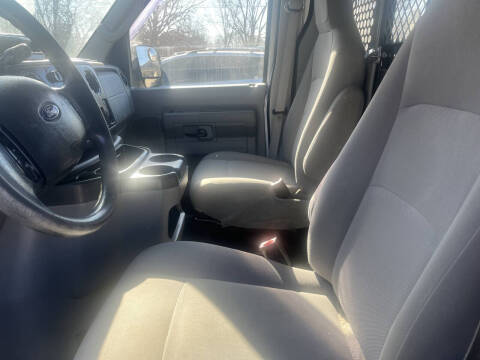 2011 Ford E-Series E-250