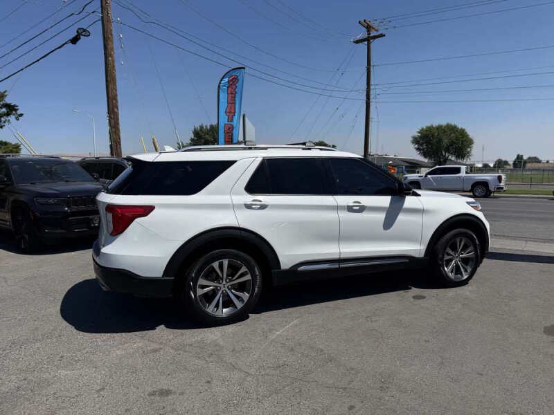 2020 Ford Explorer Platinum