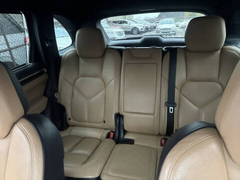 2016 Porsche Cayenne