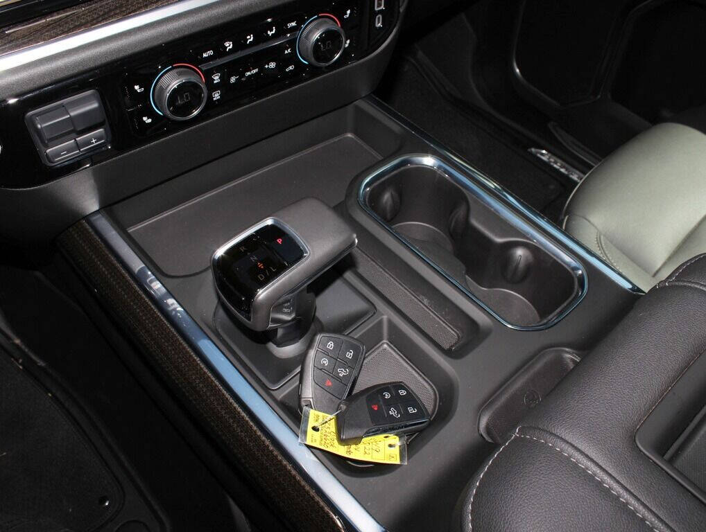 2022 Chevrolet Silverado 1500  - $56,995