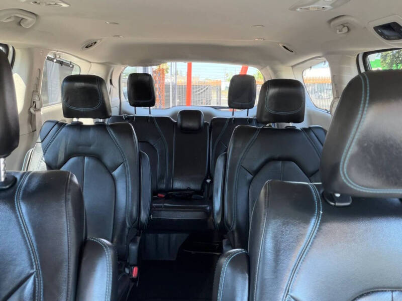 2021 Chrysler Pacifica Touring L