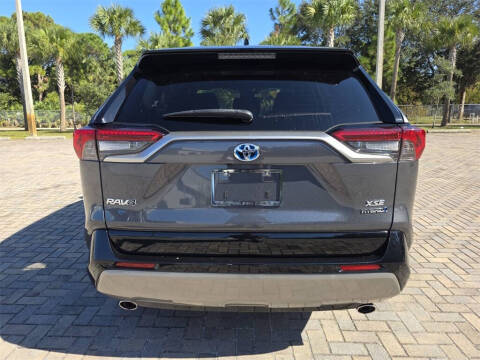 2024 Toyota RAV4 Hybrid XSE