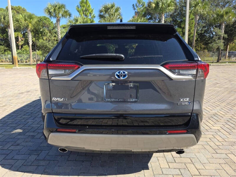 2024 Toyota RAV4 Hybrid XSE