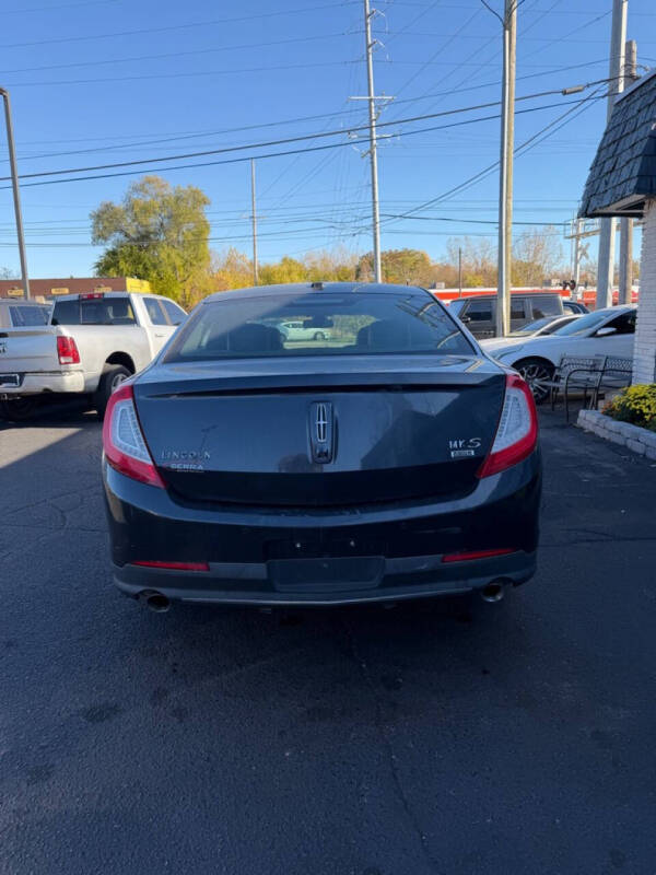 2014 Lincoln MKS