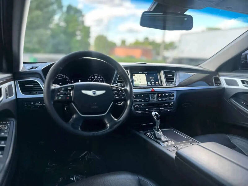 2015 Hyundai Genesis