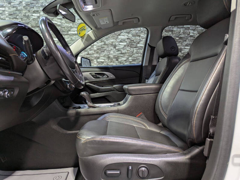 2020 Chevrolet Traverse LT Leather