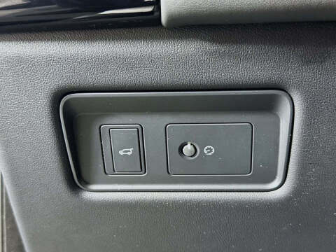 2021 Land Rover Range Rover Sport P525 Autobiography