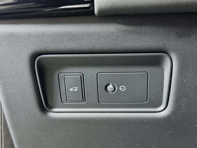 2021 Land Rover Range Rover Sport P525 Autobiography