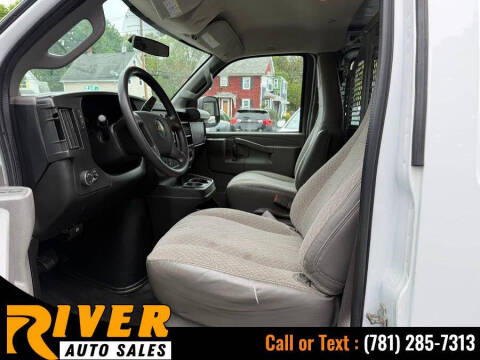 2017 Chevrolet Express 2500