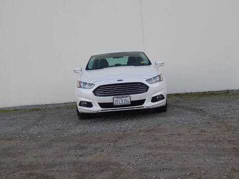 2014 Ford Fusion Hybrid SE