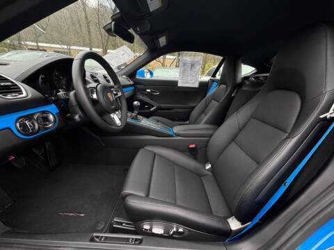 2025 Porsche 718 Cayman