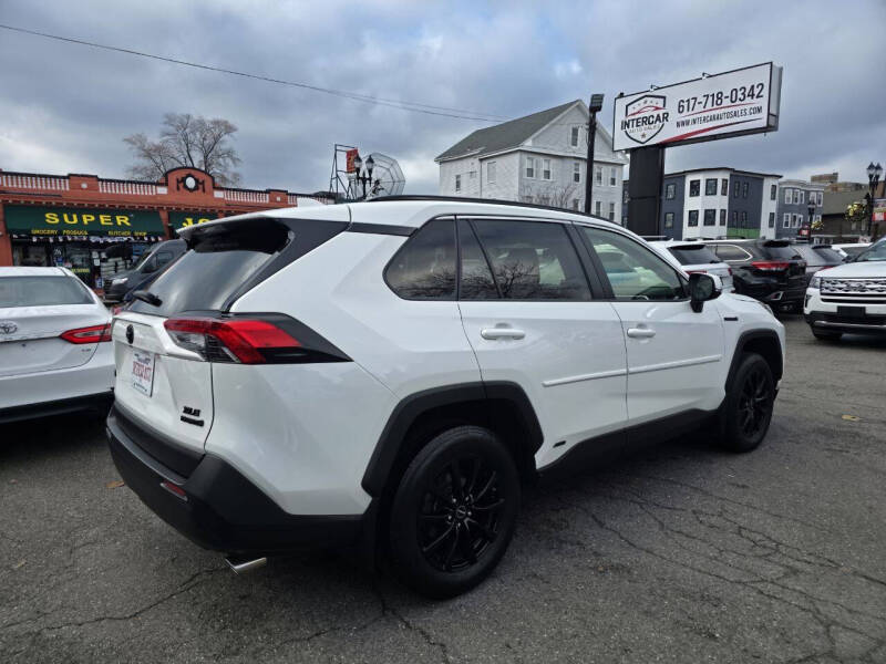 2021 Toyota RAV4 Hybrid XLE