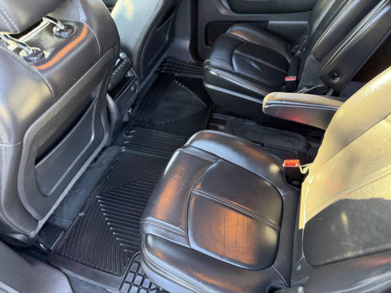 2016 GMC Acadia SLT-1