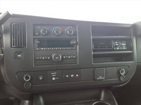 2025 Chevrolet Express 3500