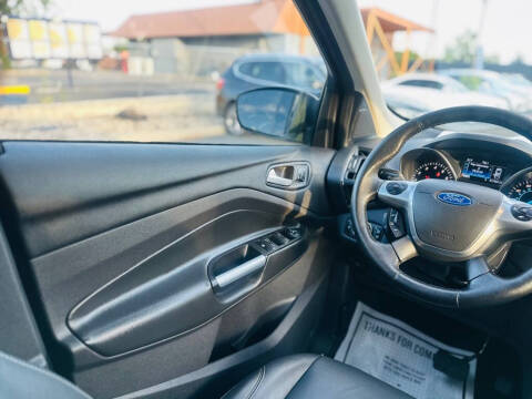2015 Ford Escape Titanium