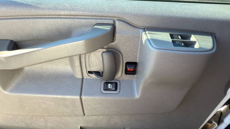 2019 Chevrolet Express 2500