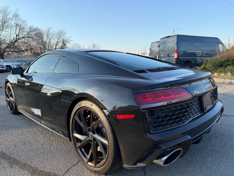 2022 Audi R8 5.2 V10 performance