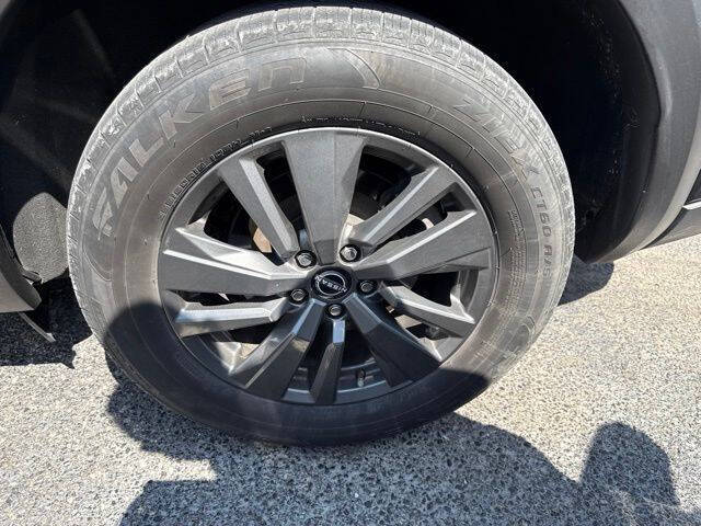 2022 Nissan Pathfinder S