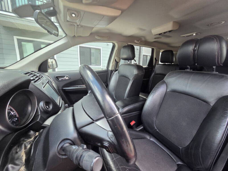 2018 Dodge Journey Crossroad